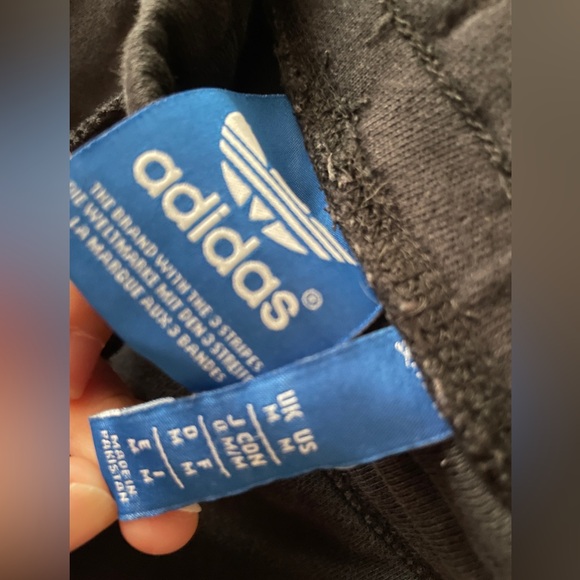 ADIDAS Joggers - Picture 3 of 4